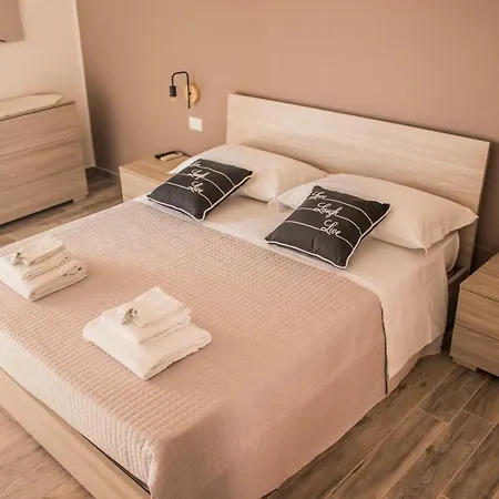 Un Posto Al Sole Lägenhet Syrakusa